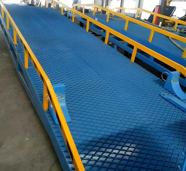 鹤庆移动式液压登车桥